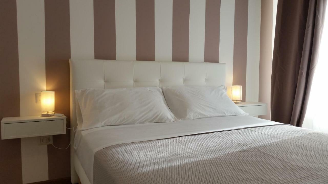 La Libra Rooms Кальярі Екстер'єр фото